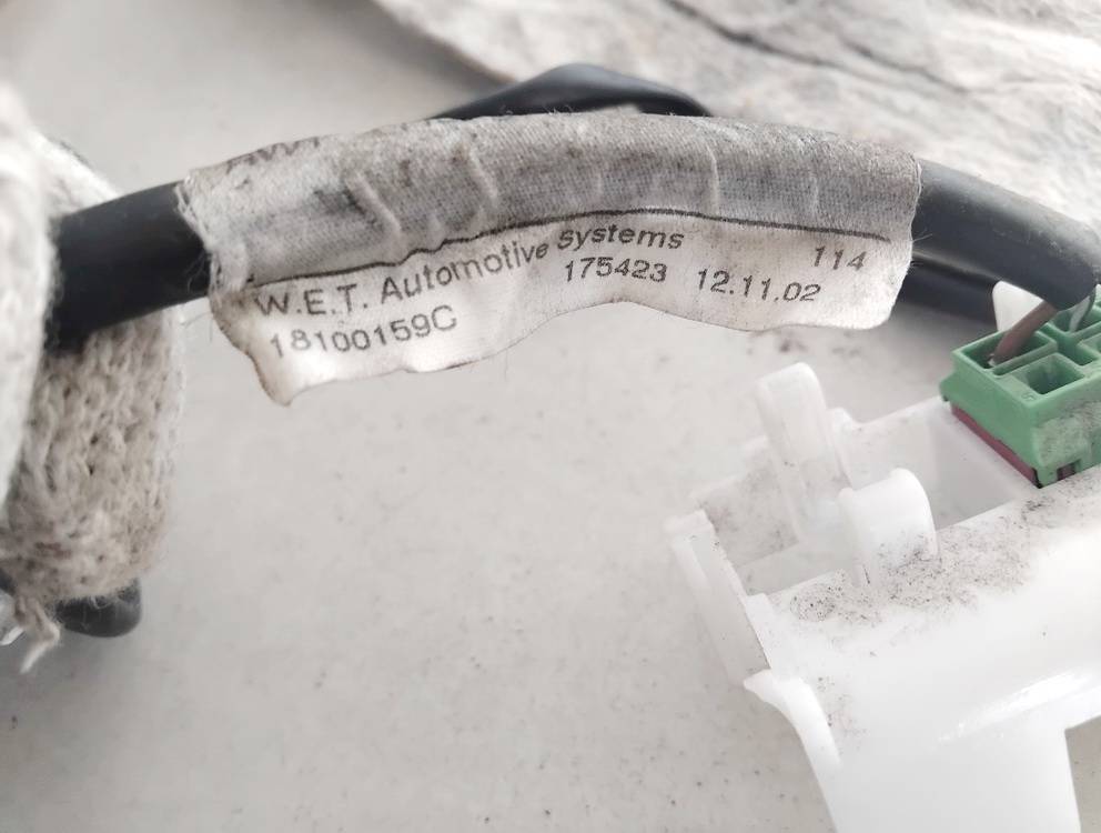 3B0963556B Volkswagen Passat 2002 Sedynes sildymo elementas - Thumbnail 5