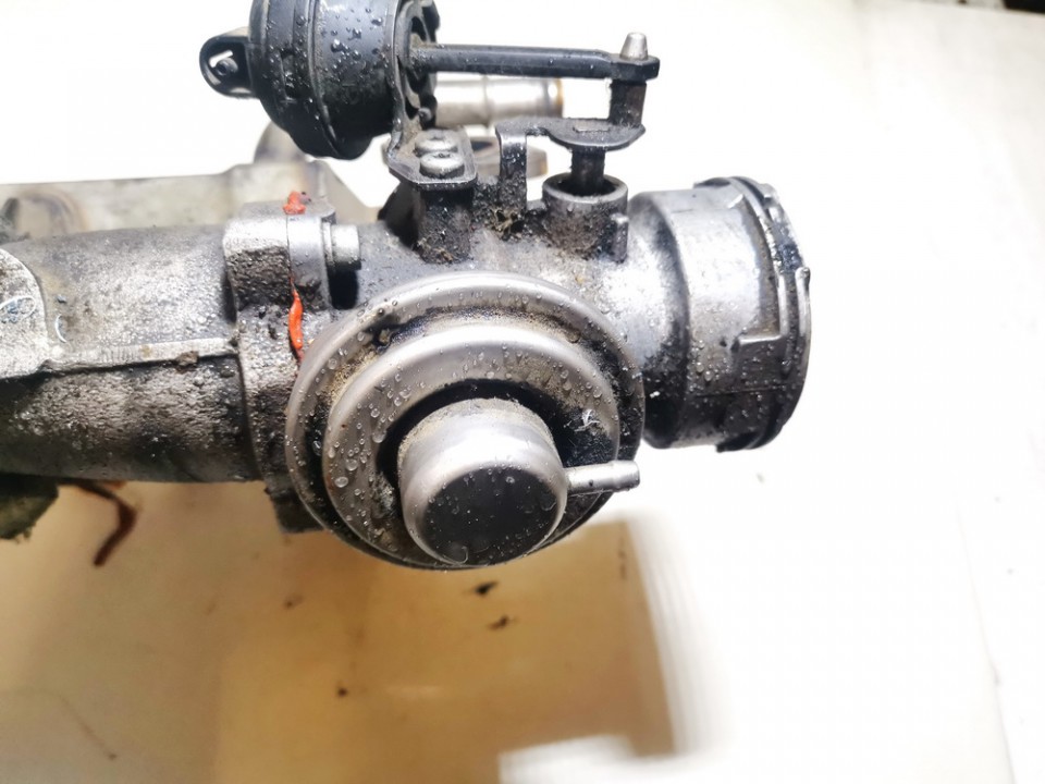 038131501J Ford Galaxy 2001 EGR Valve Exhaust Gas