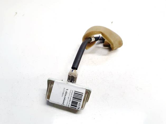 Toyota Corolla Verso 2006 Number plate light - REAR - Thumbnail 2