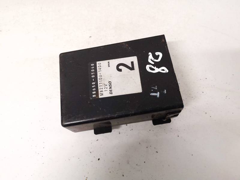 8865005060 Toyota Avensis 1999 Other computers