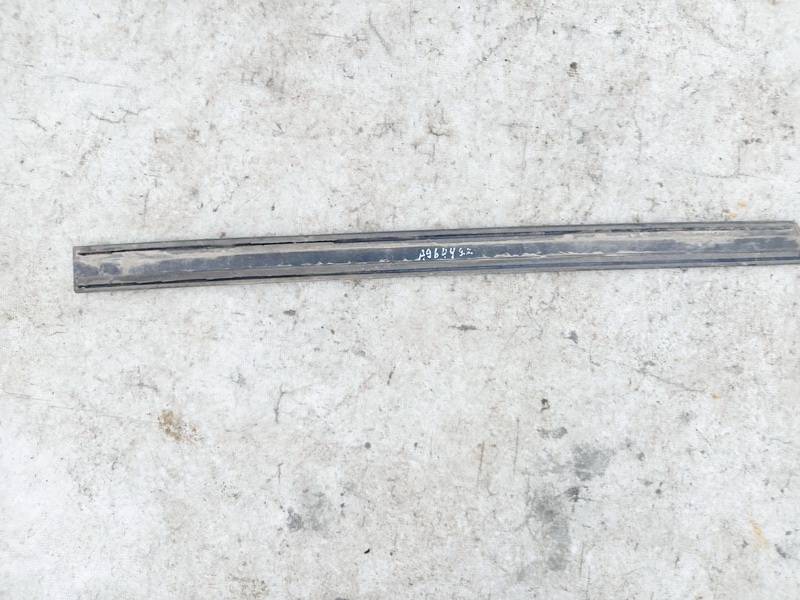 7M3853525 Volkswagen Sharan 2004 Durvju ārējais molding - AIZMUGURE PA KREISI - Thumbnail 2