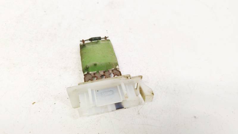 Volkswagen Golf 2011 Heater Resistor (Heater Blower Motor Resistor) - Thumbnail 3