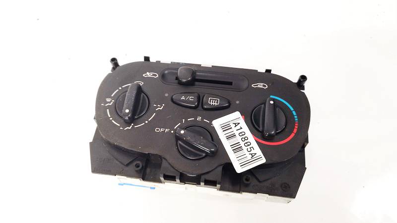 85858 Peugeot 206 2002 Climate Control Panel (heater control switches)