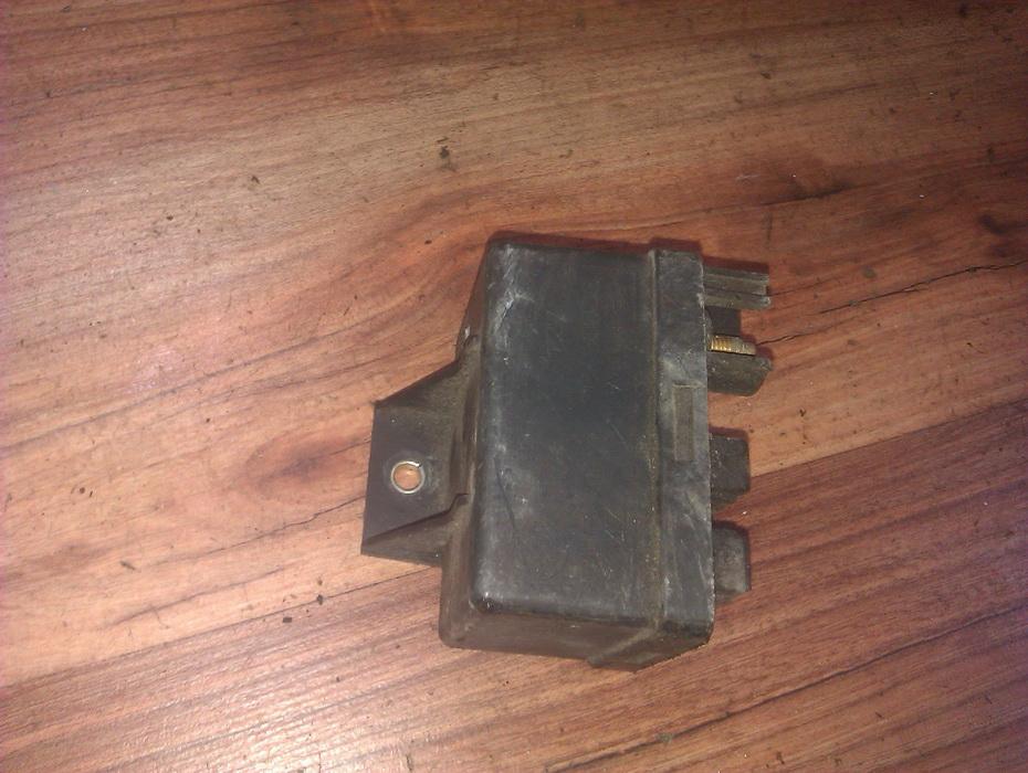 38430003 Glow plug relay Fiat Bravo 2007 1.9L 20EUR EIS00064905 Used