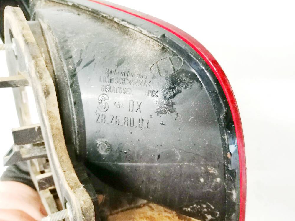 28268003 Volkswagen Touareg 2004 Feu Arrière Queue Lampe intérieure droite - Thumbnail 3