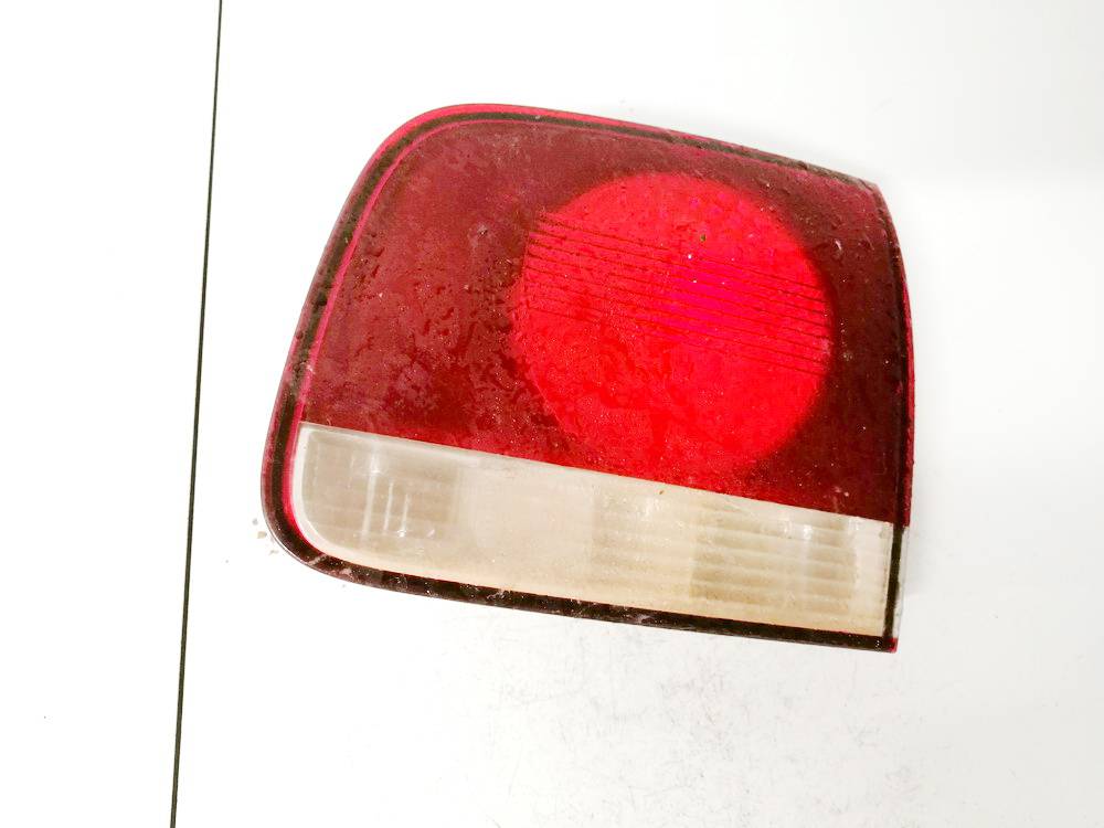 28268003 Volkswagen Touareg 2004 Tail light inner - REAR RIGHT