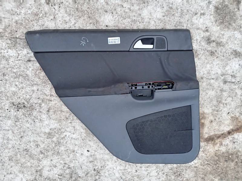 39877642 Volvo V50 2005 Wykończenie drzwi - TYLNE LEWE