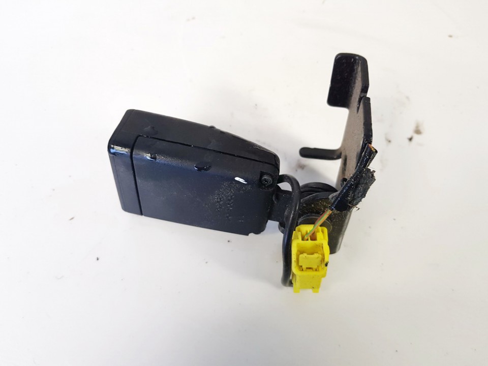 31292085 20170608 Seat belt holder (Seat belt Buckle) rear middle Volvo