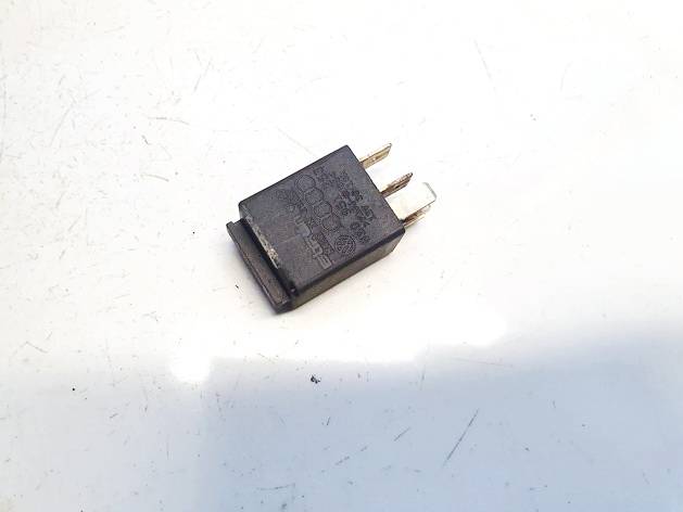 8Z0951253 Audi A3 2005 Relay module - Thumbnail 2