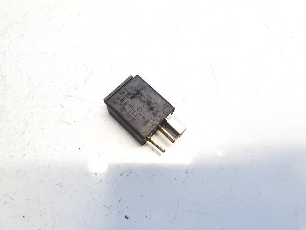 8Z0951253 Audi A3 2005 Relay module - Thumbnail 2