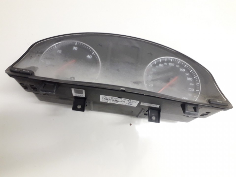 1K0920862B Volkswagen Golf 2006 Spidometras - prietaisu skydelis
