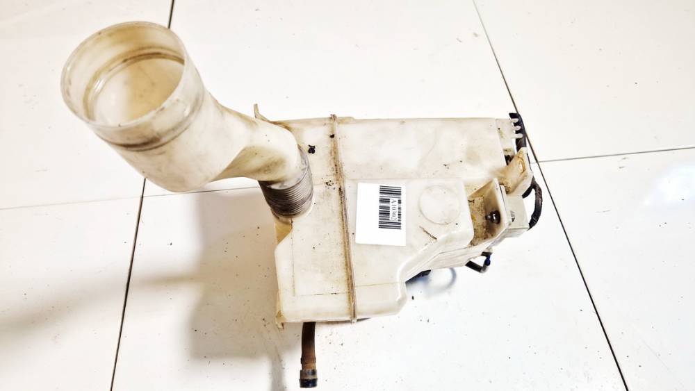 E4010023 Subaru Forester 2009 Windshield Washer Reservoir tank (WASHER BOTTLE)