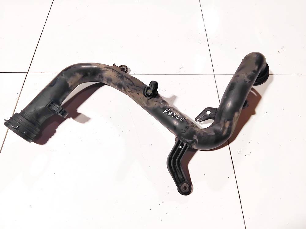 1K0145770B Skoda Octavia 2006 TURBO INTERCOOLER PIPE HOSE - Thumbnail 2