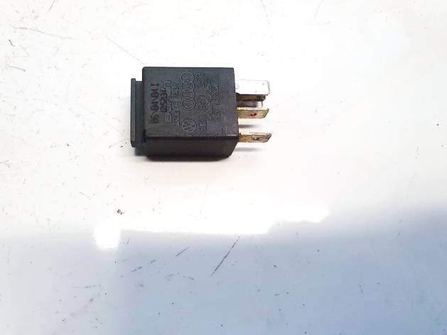 8Z0951253 Audi A3 2005 Relay module - Thumbnail 3