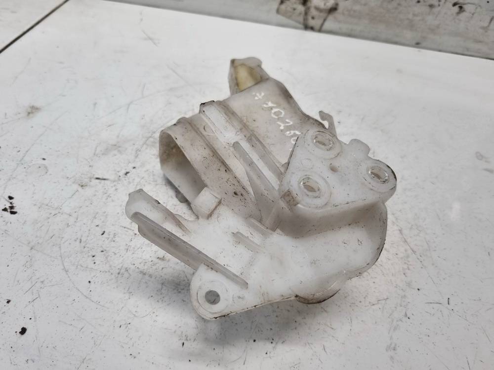 3C0837867B Volkswagen Passat 2007 Citi turētāji - Thumbnail 2