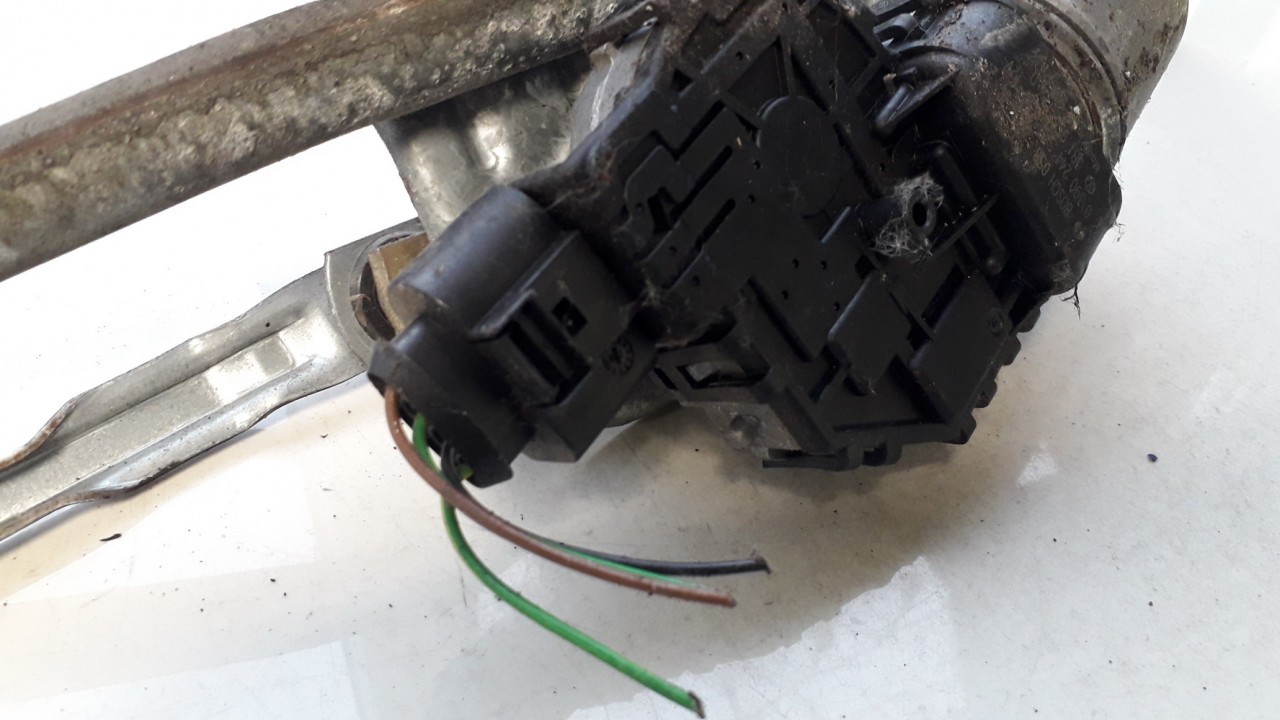 0390241528 Skoda Superb 2002 Моторчик стеклоочистителя передний - Thumbnail 2