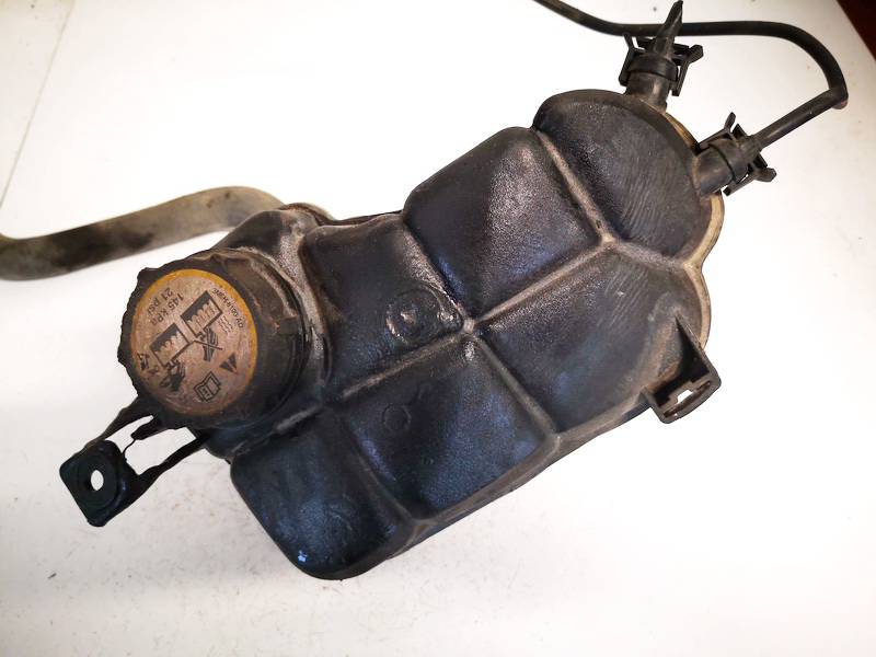 6G918K218 Volvo XC 70 2008 Expansion Tank coolant (RADIATOR EXPANSION TANK BOTTLE )