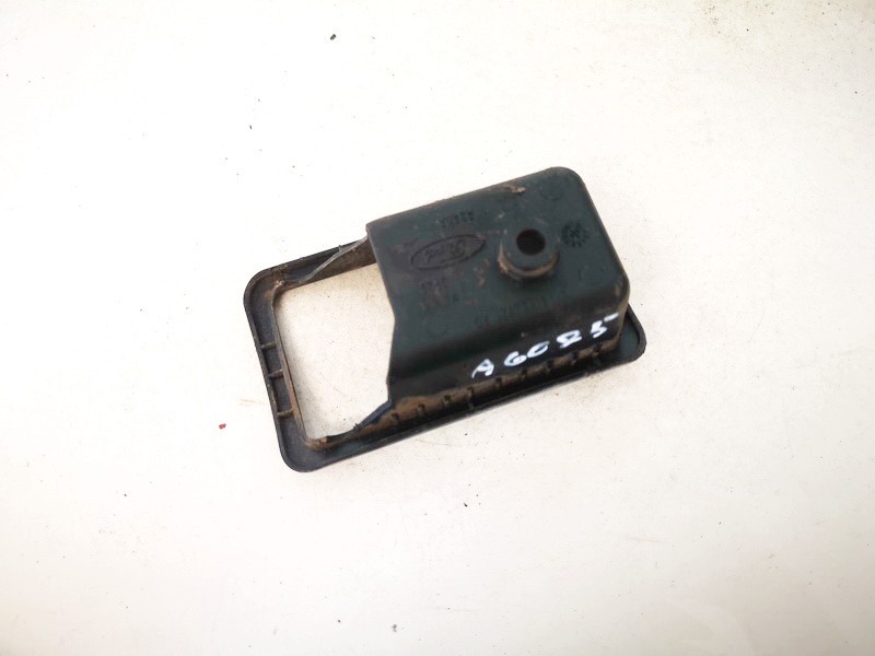 2S14V22621AC Ford Transit Connect 2005 Sisätilan koristelu (muovit) - Thumbnail 2