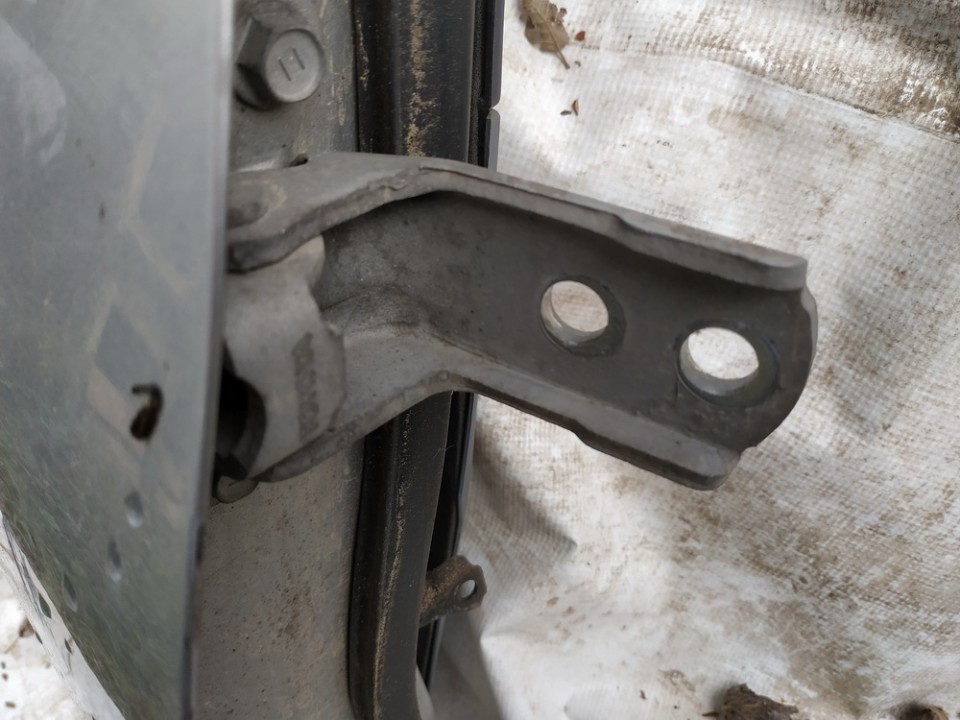 Toyota Yaris Verso 2000 Priekiniu duru vyris P. - Thumbnail 2