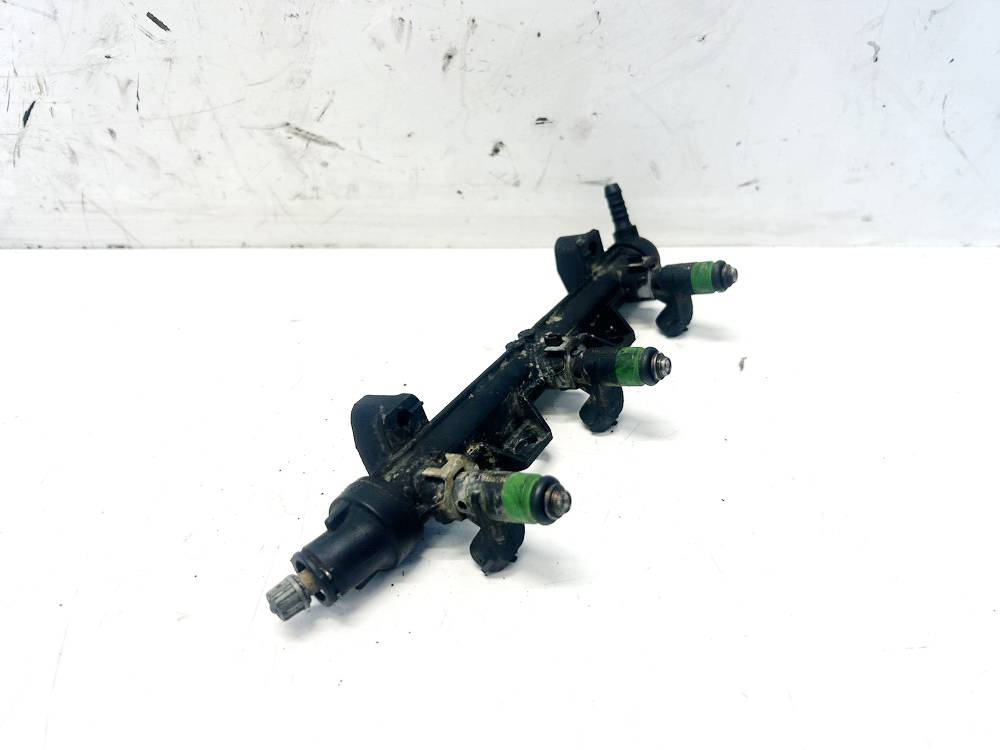 03E133320A Skoda Fabia 2006 Polttoainepääputki - Thumbnail 3