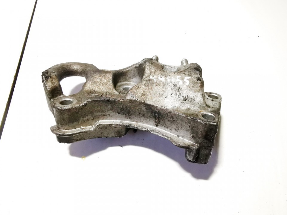 Ford Fiesta 2012 Variklio kronsteinas ir Greiciu dezes kronsteinas