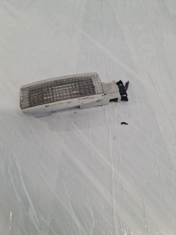 3B0947113 Volkswagen Passat 2000 Interior lighting