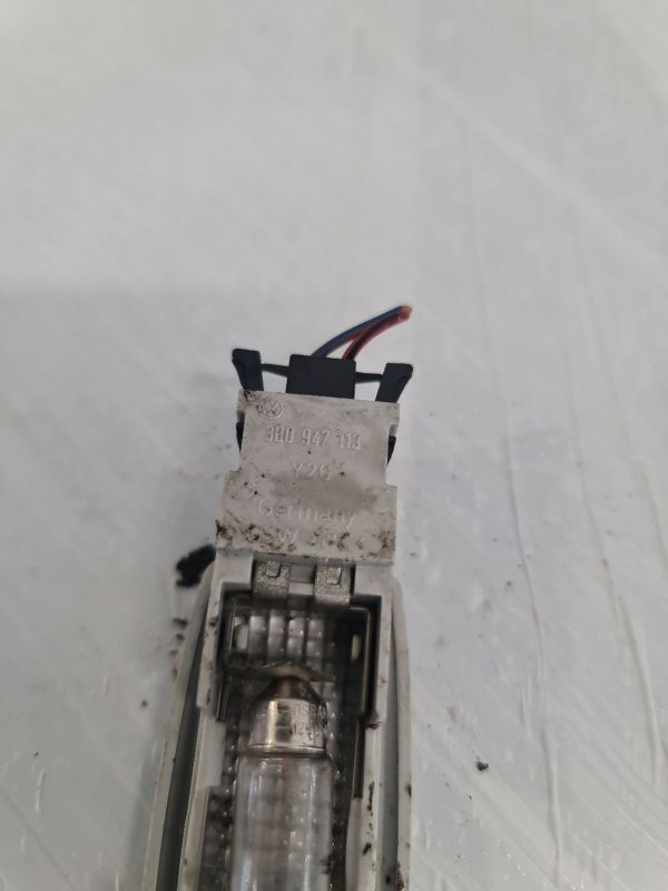 3B0947113 Volkswagen Passat 2000 Innenraumleuchte Leseleuchte - Thumbnail 3