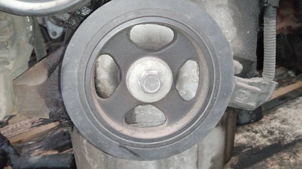 Toyota Yaris 2007 Kampiakselin hammasratas (hihnapyörä / levy)