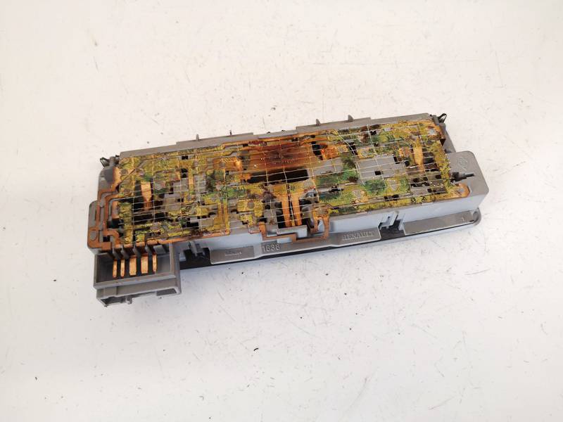 26430AV700 Nissan Primera 2003 Włącznik oświetlenia wnętrza - PRZEDNIE - Thumbnail 2