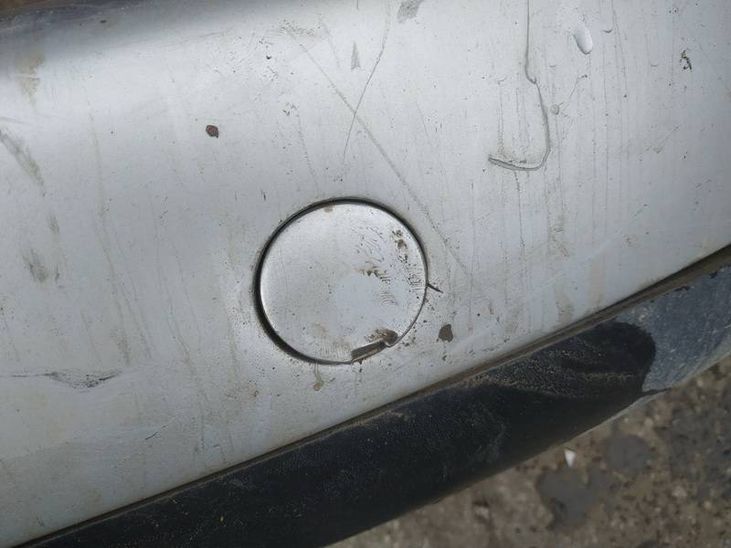 Volkswagen Touran 2006 Takapuskurin hinaussilmukan suojakansi - TAKANA