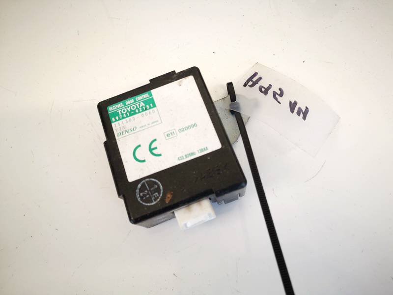 8974142151 Toyota RAV-4 2003 Door control relay (DOOR CONTROL UNIT MODULE ECU )