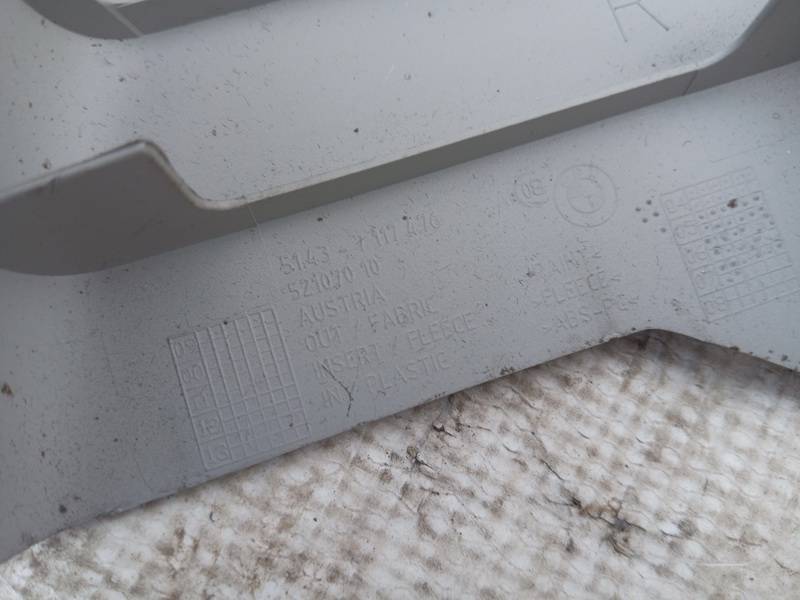 51437117476 BMW 3-Series 2005 Statņa dekoratīvā apdare - AIZMUGURE PA LABI - Thumbnail 3