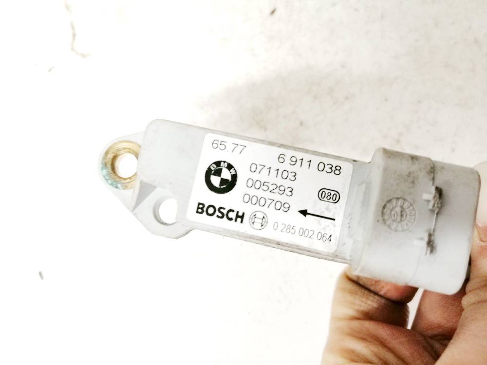 65776911038 BMW X5 2004 Srs Airbag crash sensor - Thumbnail 3