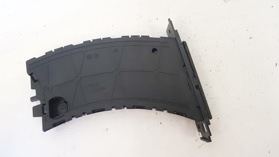 51457127462 BMW 3-Series 2006 Puodeliu laikiklis