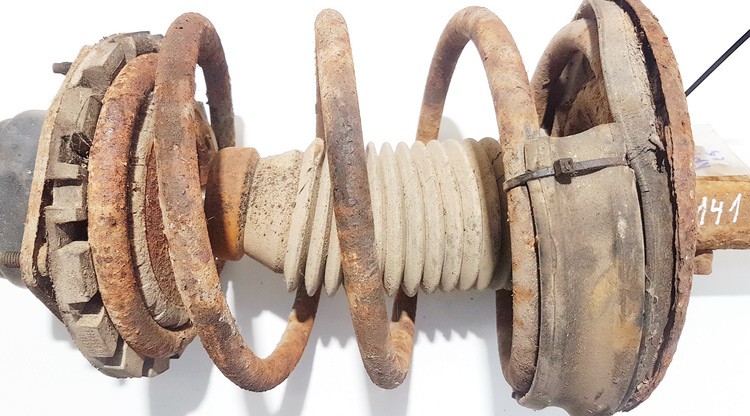 Chrysler Town Country  1998 Spring - FRONT