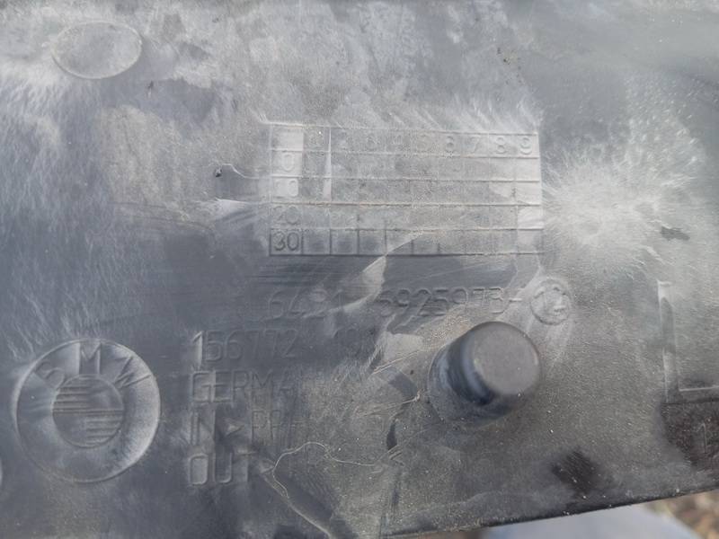 64316925973 BMW 3-Series 2005 Listwa osłonowa wycieraczki - PRZEDNIE - Thumbnail 3