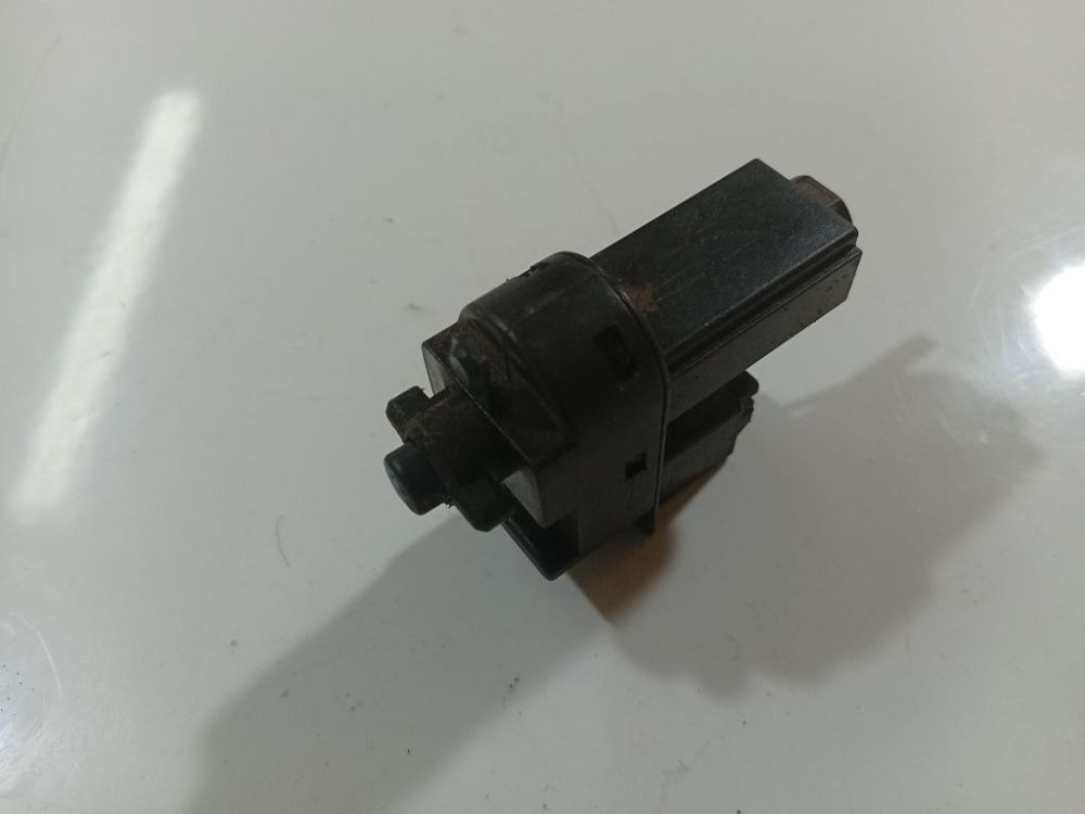 4M5T7C634AA Ford Focus 2014 Czujnik świateł hamulca (przekaźnik-klakson) - Thumbnail 3