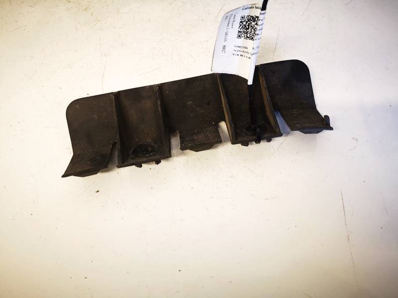 DQL000091 Land-Rover Discovery 2006 Bumper mounts (BUMPER BRACKET ...