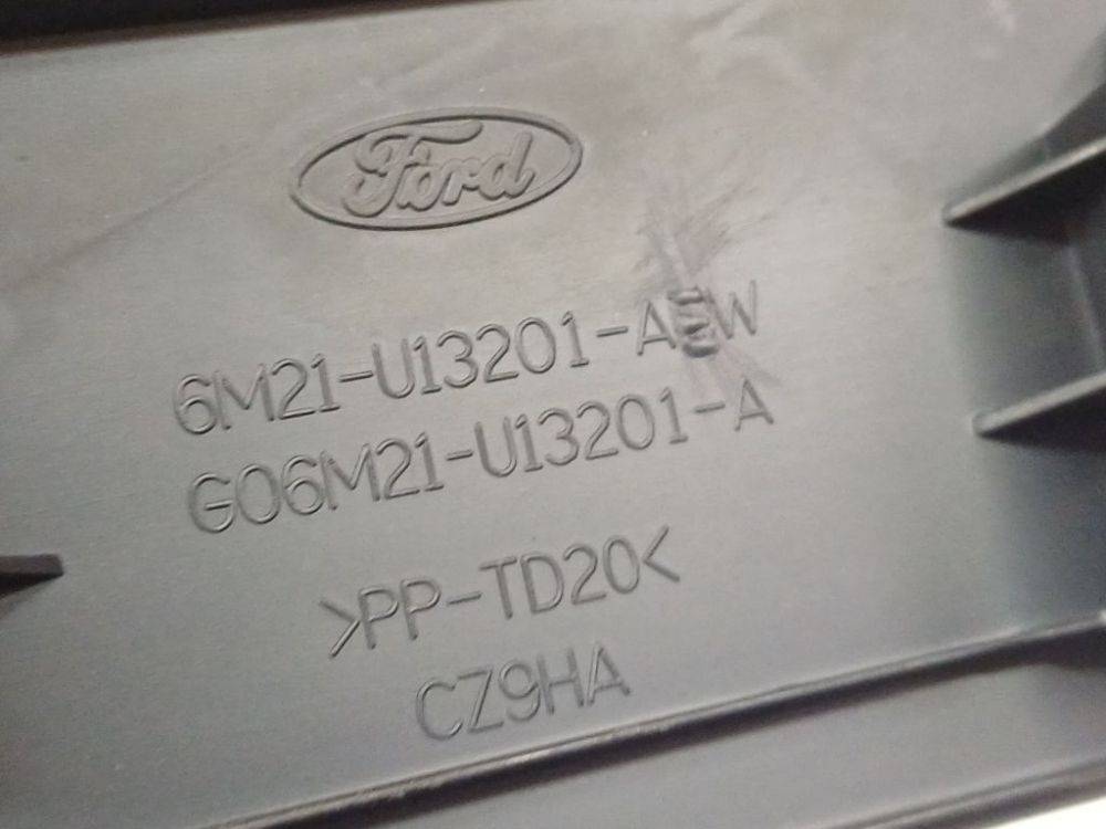 6M21U13201AEW Ford Mondeo 2007 Interior trim - Thumbnail 4