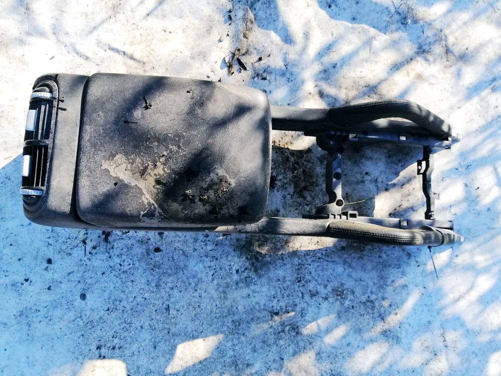 7L5862532 Porsche Cayenne 2006 Seat Armrest