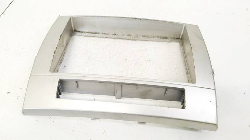 Toyota Corolla Verso 2006 Center Console Trim Panel