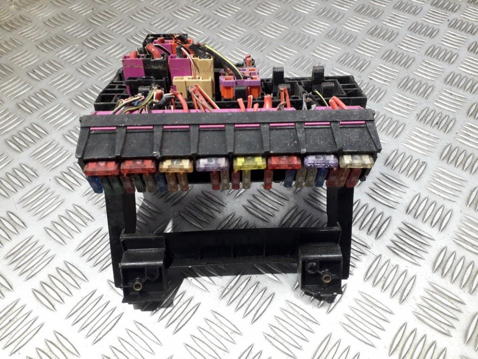 7M4937499 Ford Galaxy 2003 Fuse box