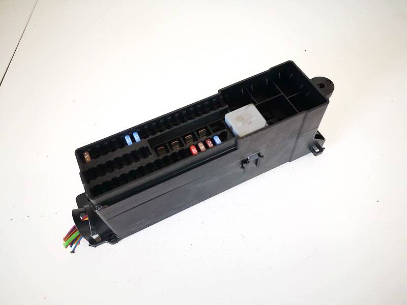 AV6T14K131AB Ford Focus 2012 Skrzynka bezpieczników