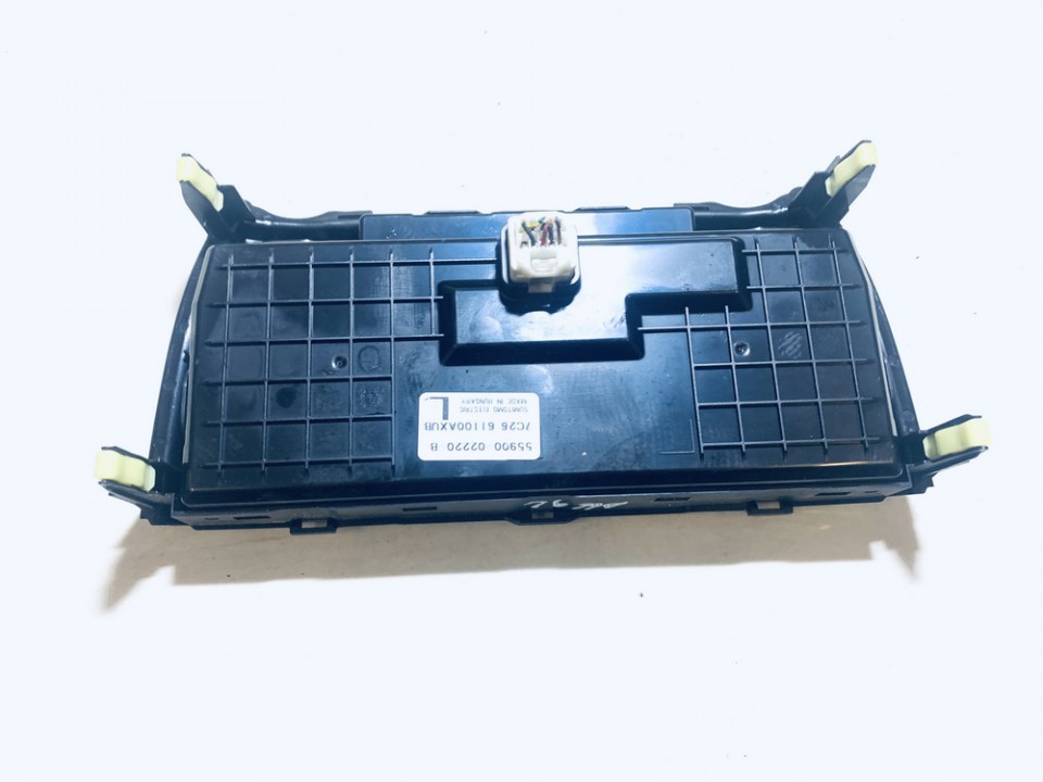 5590002220B Toyota Auris 2007 Climate Control Panel (heater control switches) - Thumbnail 2