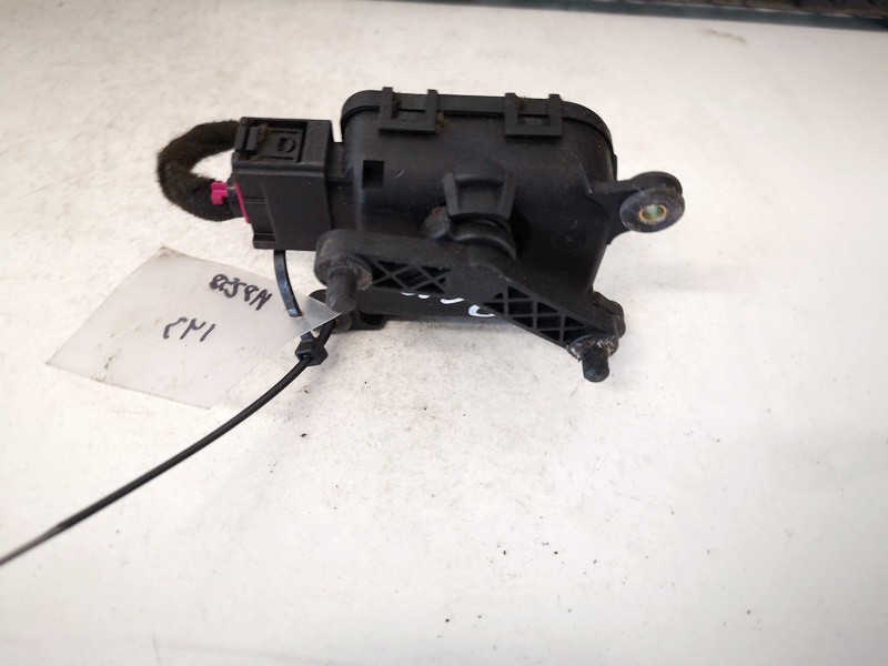 4B1820511D Audi A6 1998 Heater Vent Flap Control Actuator Motor - Thumbnail 3