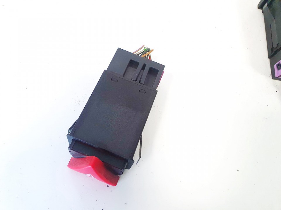 8l0941509e used Hazard switch Audi A3 1997 1.9L EIS01614989 Used
