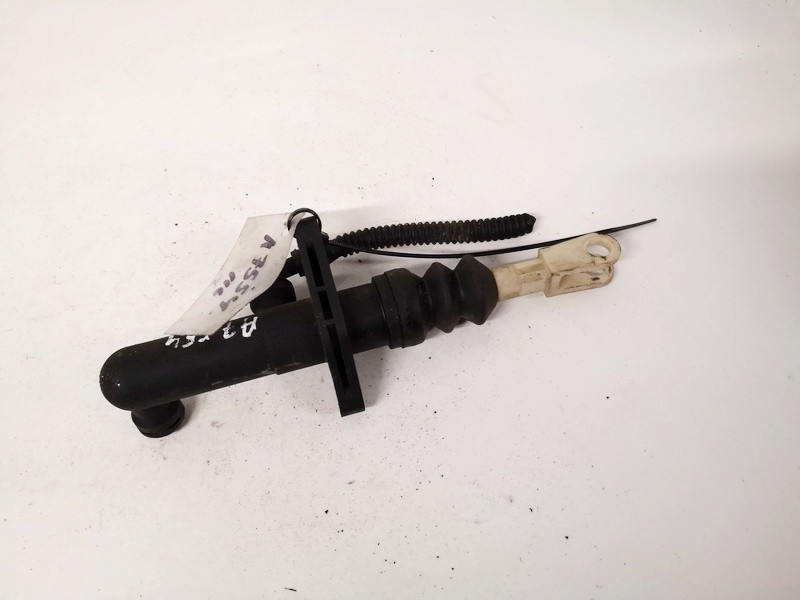 30611705 used Master clutch cylinder Volvo V40 2001 1.9L EIS01484992