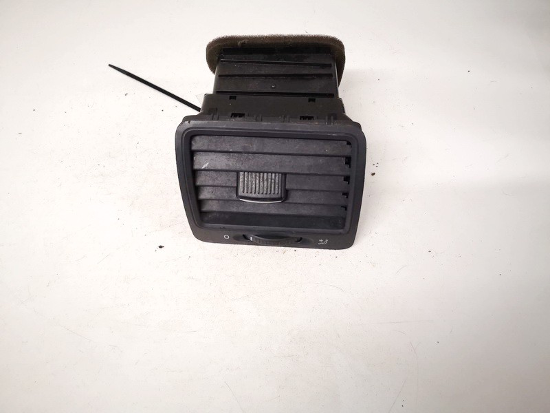 1K0819709 Volkswagen Jetta 2007 Dash Vent (Air Vent Grille)