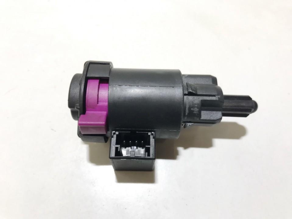 914689963B Audi A5 2008 Interruptor sensor del pedal de freno - Thumbnail 2
