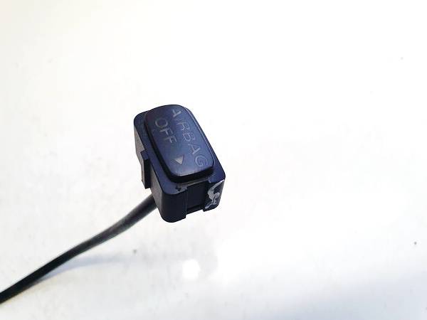 8N19192343 Audi TT 2000 Interruptor de encendido-apagado del airbag de pasajero - Thumbnail 2